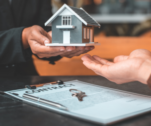 Comparing Home Equity Loans and HELOCs: Understanding the Main Differences